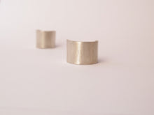 Φόρτωση εικόνας στο εργαλείο προβολής Συλλογής, Asymmetric