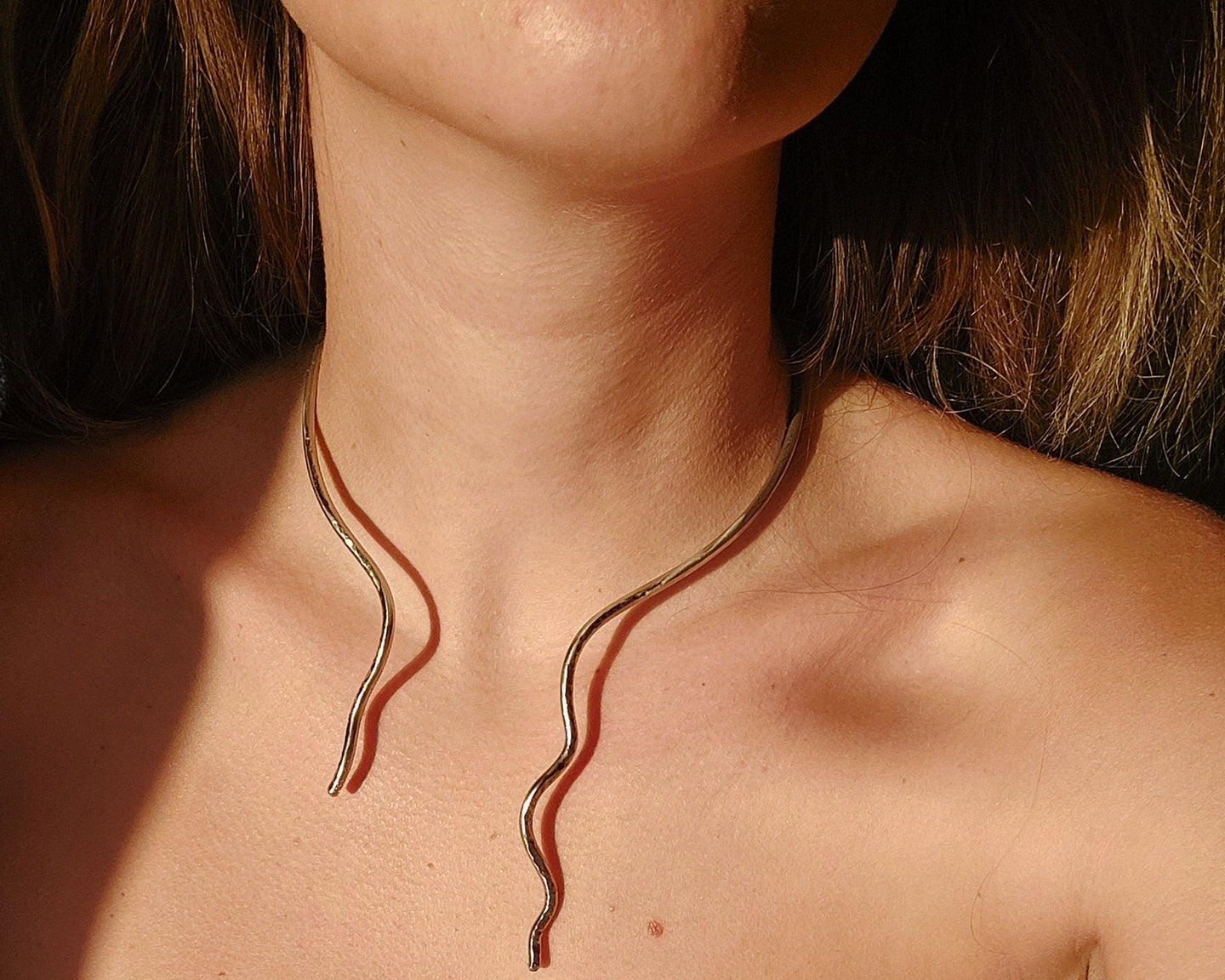 Ribbon wire necklace