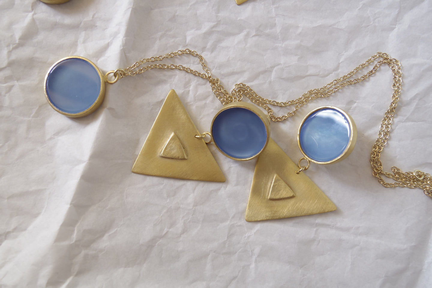 Earth shapes blue goldplated